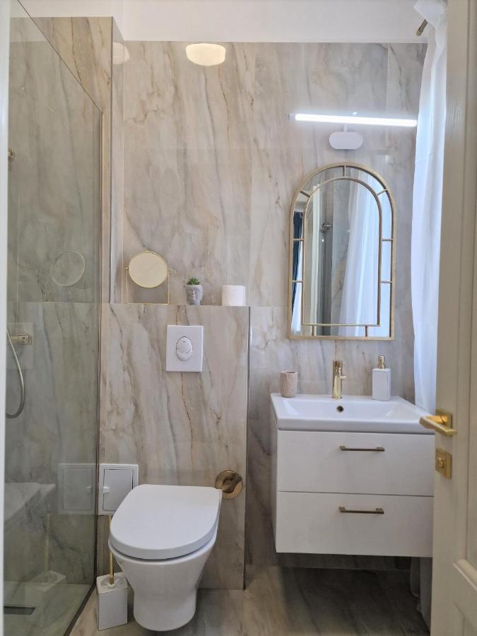Laroka House Luxury Apartment City Center Universitate Bükreş Dış mekan fotoğraf