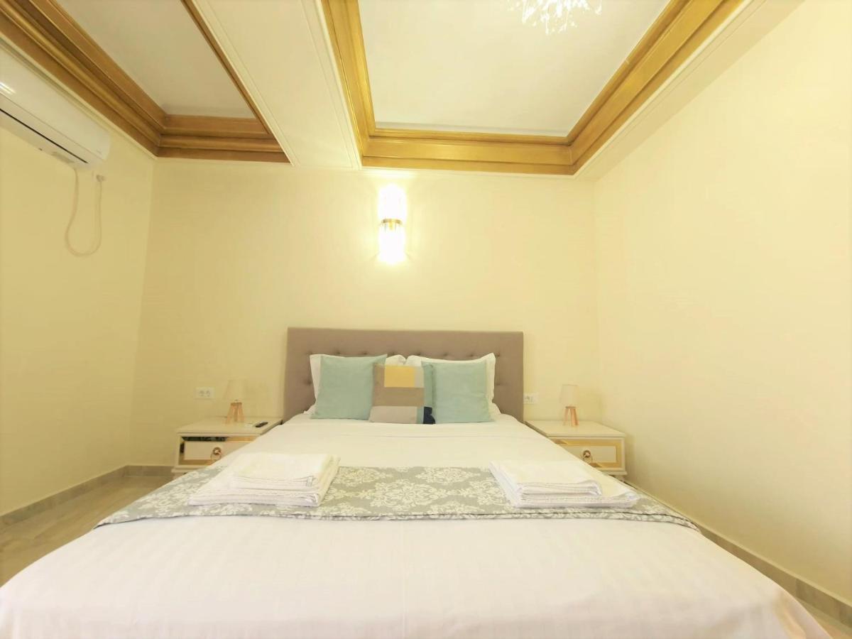 Laroka House Luxury Apartment City Center Universitate Bükreş Dış mekan fotoğraf