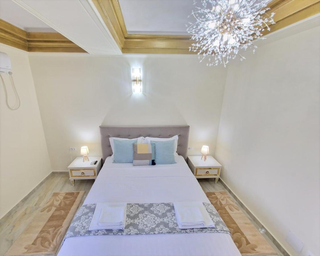 Laroka House Luxury Apartment City Center Universitate Bükreş Dış mekan fotoğraf